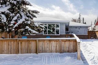 Main Photo: 4711 29 Avenue SW in Calgary: Glenbrook Detached for sale : MLS®# A2123453