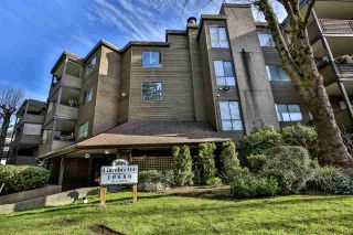 Photo 1: 303 10680 151A Street in Surrey: Guildford Condo for sale in "Lincoln's Hill" (North Surrey)  : MLS®# R2438451