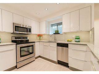 Photo 7: 102 1545 W 13TH Avenue in Vancouver: Fairview VW Condo for sale in "THE LEICESTER" (Vancouver West)  : MLS®# V1127136