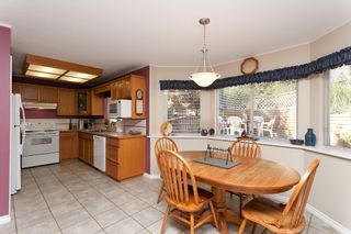 Photo 6: 2703 ALICE LAKE Place in Coquitlam: Coquitlam East House for sale : MLS®# V909694