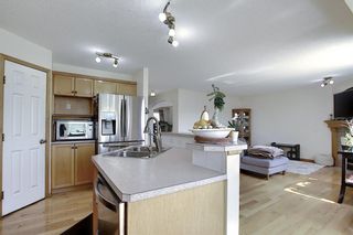 Photo 9: 212 COVEWOOD GR NE in Calgary: Coventry Hills Detached for sale : MLS®# C4299323