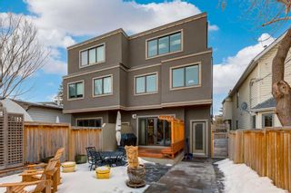 Photo 9: 2216B 3 Avenue NW in Calgary: West Hillhurst Semi Detached (Half Duplex) for sale : MLS®# A2104099