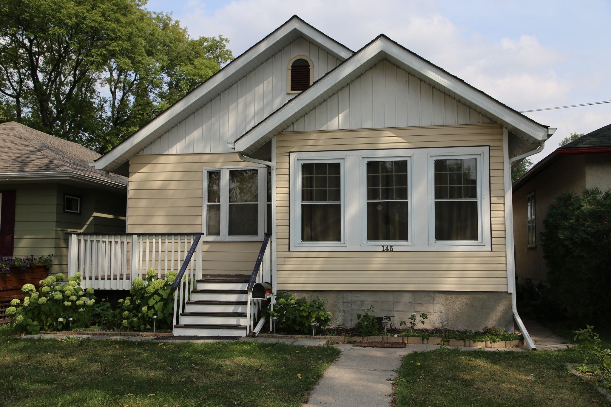 Photo 3: Photos: 145 Garfield Street South in Winnipeg: Wolseley Single Family Detached for sale (5B) 