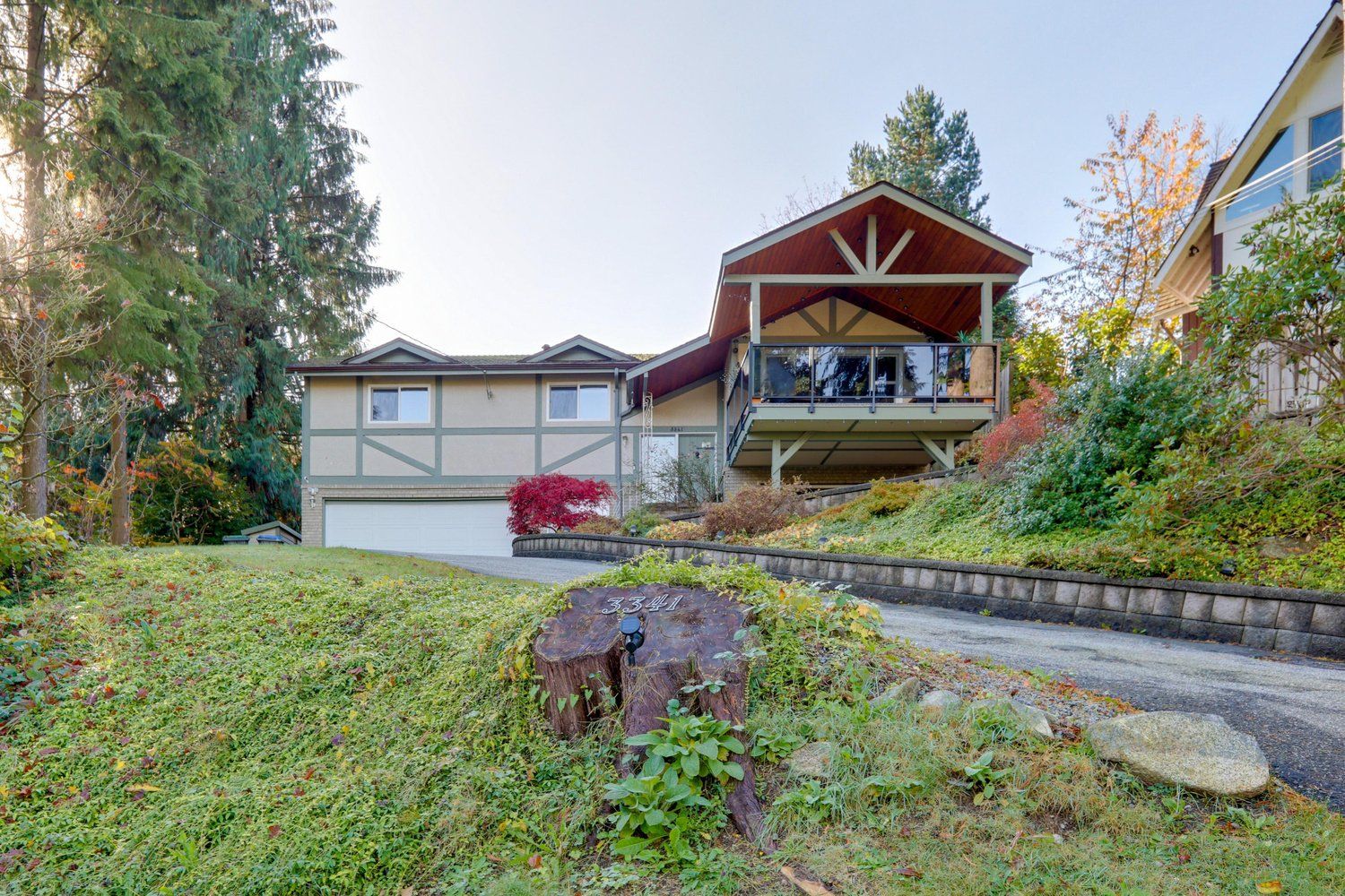 Main Photo: 3341 VIEWMOUNT DRIVE in Port Moody: Port Moody Centre House for sale : MLS®# R2416193