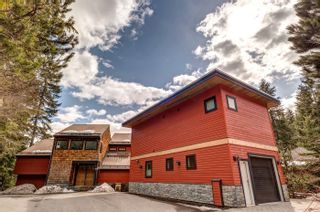 Photo 3: 9344 EMERALD Drive in Whistler: Emerald Estates House for sale in "EMERALD ESTATES" : MLS®# R2706902