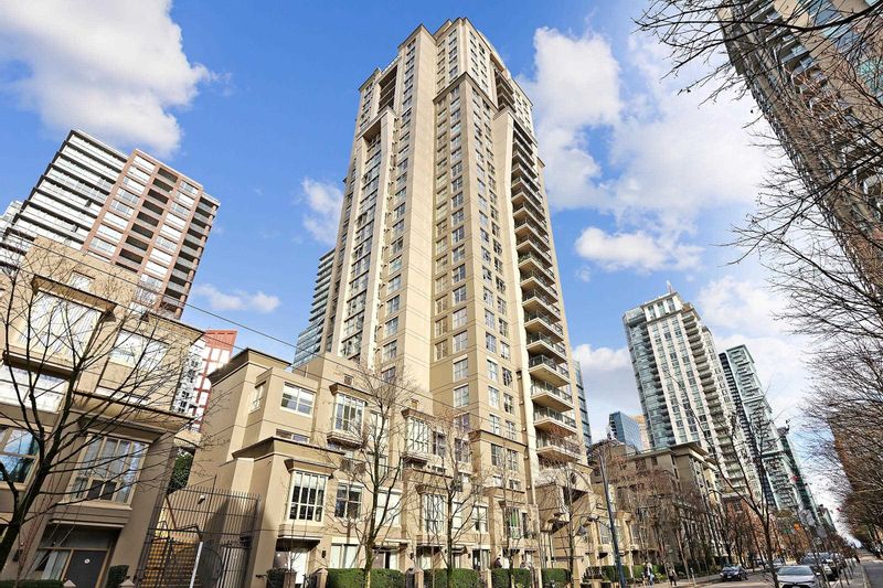 FEATURED LISTING: 1506 - 969 RICHARDS Street Vancouver