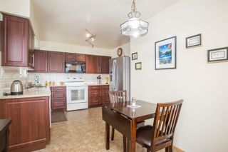 Photo 9: House for sale coquitlam