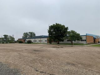Photo 10: 216 Queen Street in Hartney: Industrial / Commercial / Investment for sale (R33 - Southwest)  : MLS®# 202218723