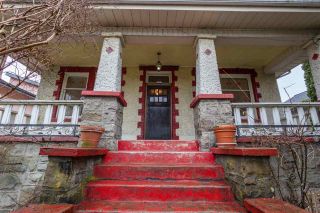 Photo 3: 855 E 19TH Avenue in Vancouver: Fraser VE House for sale in "Kensington Cedar Cottage" (Vancouver East)  : MLS®# R2146655