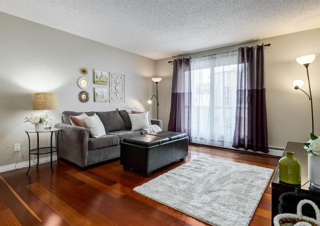 Main Photo: 304 545 18 Avenue SW in Calgary: Cliff Bungalow Apartment for sale : MLS®# A1129205