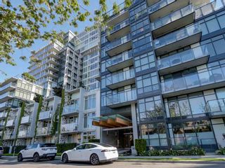 Photo 1: 704 728 West 8th Avenue in Vancouver: Fairview VW Condo for sale (Vancouver West)  : MLS®# R2068023