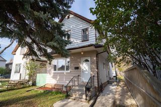 Photo 1: 467 St John's Avenue in Winnipeg: Sinclair Park Residential for sale (4C)  : MLS®# 202225443