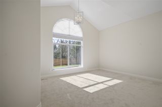 Photo 18: 12635 55 Avenue in Surrey: Panorama Ridge House for sale in "PANORAMA RIDGE" : MLS®# R2351440