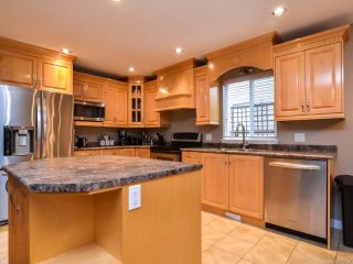 Photo 3: 2060 College Dr in CAMPBELL RIVER: CR Willow Point House for sale (Campbell River)  : MLS®# 779020