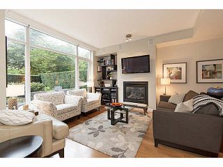 Photo 3: TH25 338 JERVIS MEWS in Vancouver: Coal Harbour Townhouse for sale in "CALLISTO" (Vancouver West)  : MLS®# V1089727