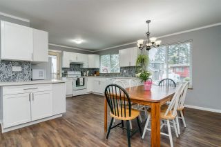 Photo 2: 2529 MAGNOLIA Crescent in Abbotsford: Abbotsford West House for sale : MLS®# R2361075