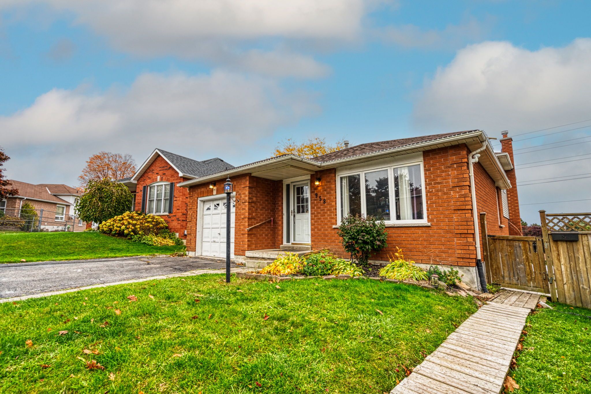 Main Photo: 958 Denton Drive in Cobourg: House for sale : MLS®# X5868332