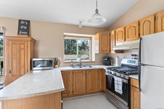 Photo 11: 560 Atkins Rd in Langford: La Mill Hill House for sale : MLS®# 895053