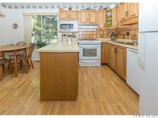 Photo 7: 829 Leota Pl in VICTORIA: SE Cordova Bay House for sale (Saanich East)  : MLS®# 742454