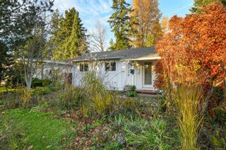 Photo 2: 1728 Dogwood Ave in Comox: CV Comox (Town of) House for sale (Comox Valley)  : MLS®# 948528