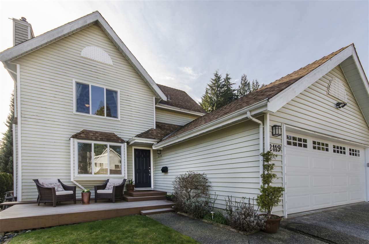 Main Photo: 2119 KIRKSTONE Place in North Vancouver: Lynn Valley House for sale in "KIRKSTONE" : MLS®# R2038550