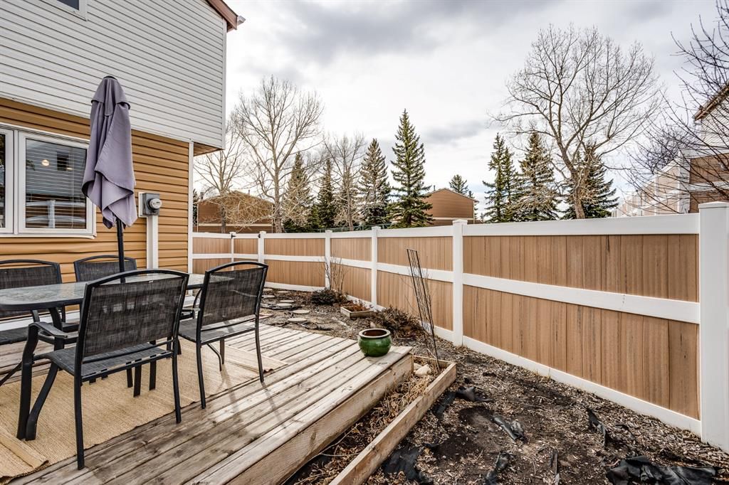Photo 27: Photos: 112 5103 35 Avenue SW in Calgary: Glenbrook Row/Townhouse for sale : MLS®# A1181215