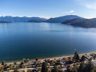 Photo 17: 1249 POINT Road in Gibsons: Gibsons & Area House for sale in "Hopkins Landing" (Sunshine Coast)  : MLS®# R2757871