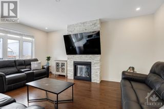 Photo 11: 1868 MAPLE GROVE ROAD in Ottawa: House for sale : MLS®# 1373852
