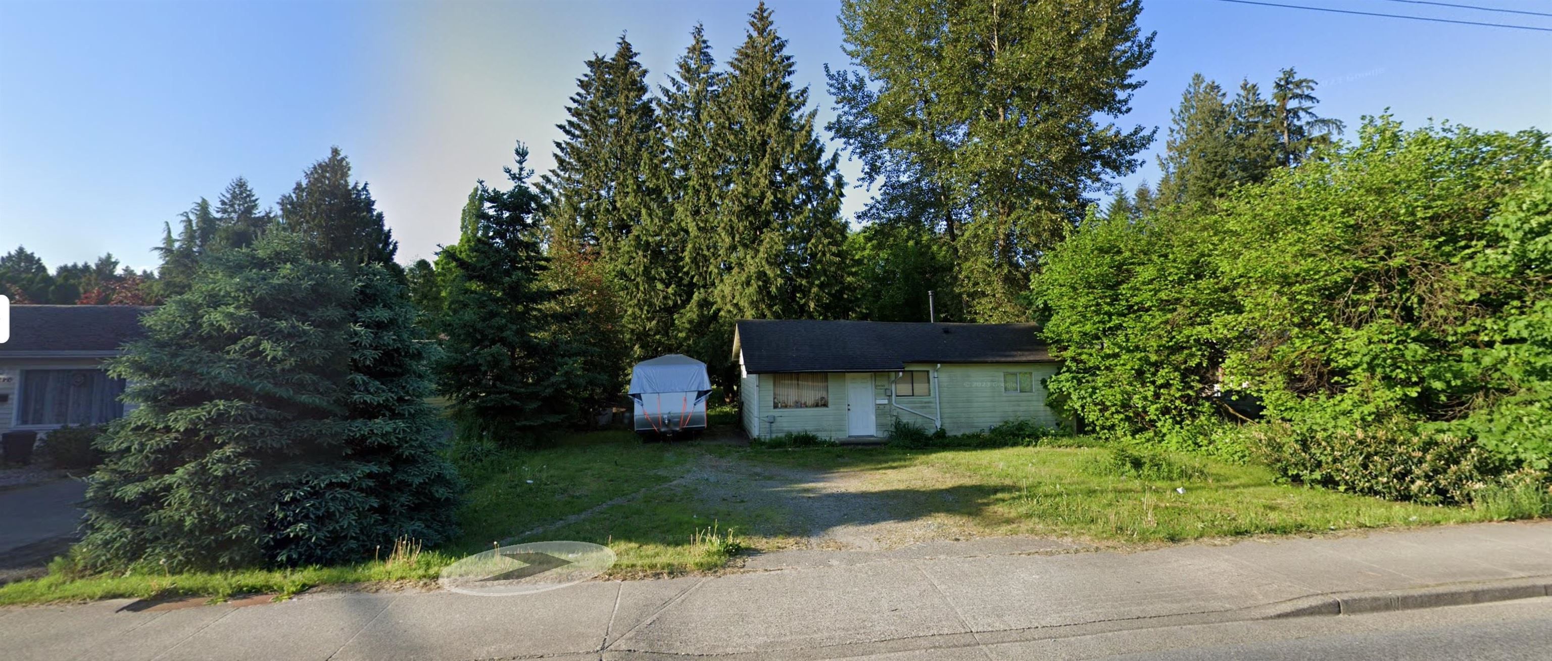 Main Photo: 21130 DEWDNEY TRUNK Road in Maple Ridge: Southwest Maple Ridge House for sale : MLS®# R2784491