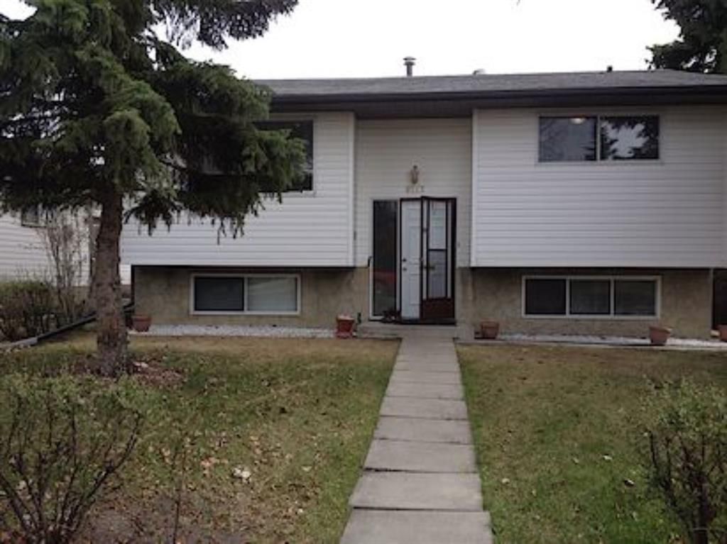 Main Photo: 8123 RANCHVIEW Drive NW in Calgary: Ranchlands Detached for sale : MLS®# A1076814