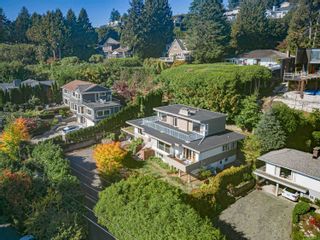 Photo 32: 875 ESQUIMALT Avenue in West Vancouver: Sentinel Hill House for sale : MLS®# R2822577