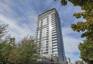 Photo 1: 1003 125 E 14TH Street in North Vancouver: Central Lonsdale Condo for sale : MLS®# R2355768
