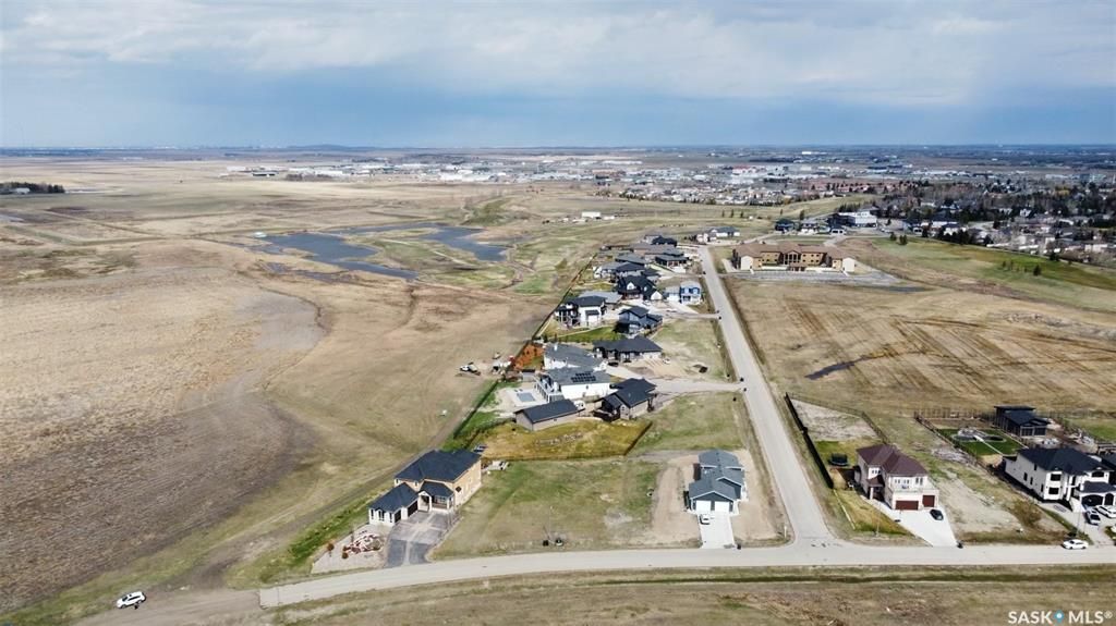Main Photo: 804 Emerald Park Road in Emerald Park: Lot/Land for sale : MLS®# SK928087