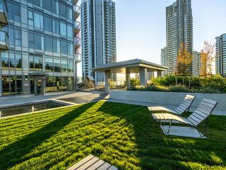 Photo 15: 3407 1182 WESTWOOD Street in Coquitlam: North Coquitlam Condo for sale in "SOPHORA AT THE PARK" : MLS®# R2872662