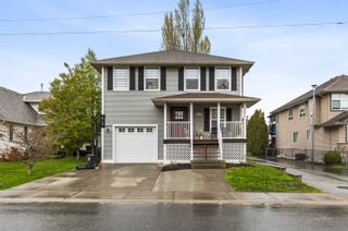 Main Photo: 34795 1 Avenue in Abbotsford: Poplar House for sale : MLS®# R2866780