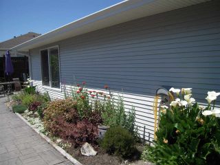 Photo 3: 5735 EMILY Way in Sechelt: Sechelt District House for sale (Sunshine Coast)  : MLS®# R2179124