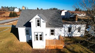 Main Photo: 1533 Cow Bay Road in Cow Bay: 11-Dartmouth Woodside, Eastern Passage, Cow Bay Residential for sale (Halifax-Dartmouth)  : MLS®# 202200901