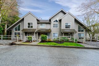 Photo 1: 326 1465 PARKWAY Boulevard in Coquitlam: Westwood Plateau Townhouse for sale in "SILVER OAK" : MLS®# R2866105