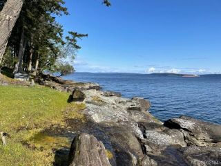 Photo 3: 201 Pilkey Point Rd in Thetis Island: Isl Thetis Island House for sale (Islands)  : MLS®# 902194
