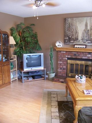 Photo 3: 2927 BABICH Street in Abbotsford: Central Abbotsford House for sale : MLS®# F2919136