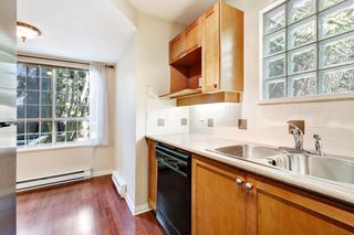 Photo 4: 14 2375 W BROADWAY STREET in Vancouver: Kitsilano Townhouse for sale (Vancouver West)  : MLS®# R2777937