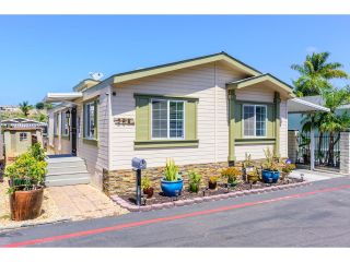 Photo 2: OCEANSIDE Manufactured Home for sale : 3 bedrooms : 288 Club Ln