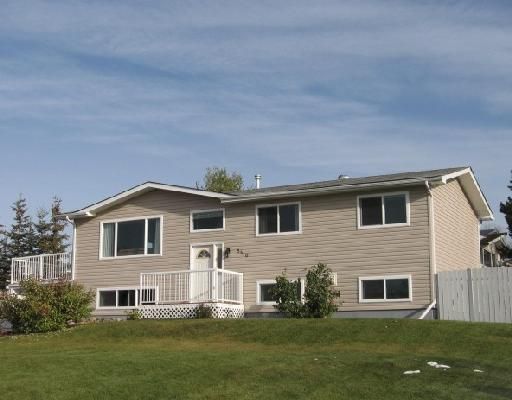 Photo 1: Photos: 5516 53RD Street in Fort_Nelson: Fort Nelson -Town House for sale in "HILL" (Fort Nelson (Zone 64))  : MLS®# N177011