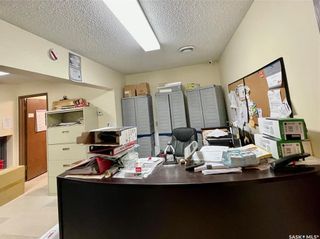 Photo 2: 105 6th Avenue West in Gravelbourg: Commercial for sale : MLS®# SK922833