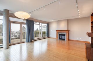 Photo 16: 206 550 17TH Street in West Vancouver: Ambleside Condo for sale in "THE HOLLYBURN" : MLS®# R2864074