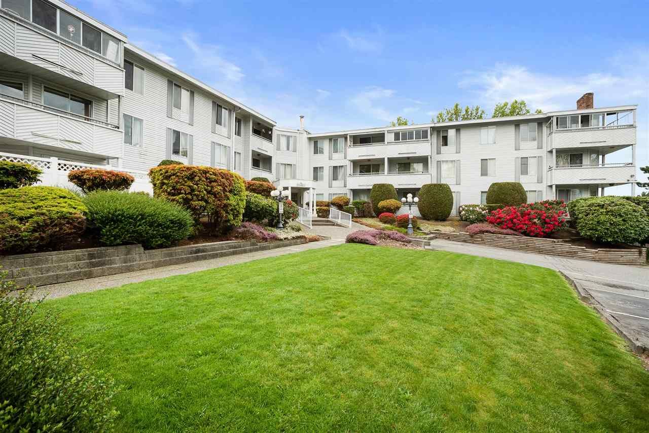 Main Photo: 114 32950 AMICUS PLACE in : Central Abbotsford Condo for sale : MLS®# R2577771
