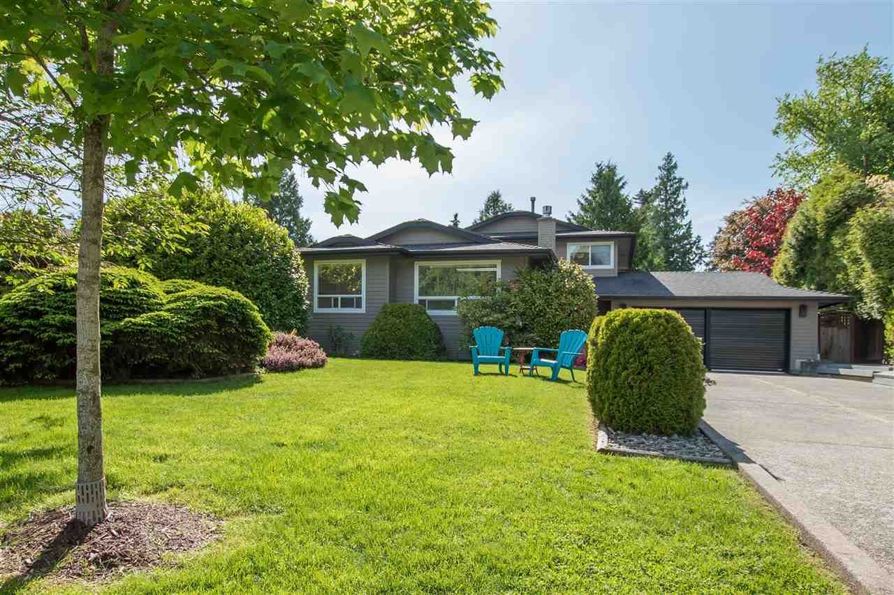 Main Photo: 1557 133A STREET in Surrey: Crescent Bch Ocean Pk. House for sale (South Surrey White Rock)  : MLS®# R2455878