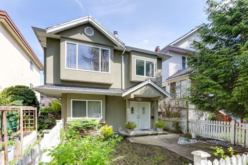 FEATURED LISTING: 615 44TH Avenue East Vancouver