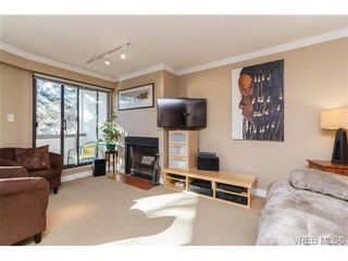 Photo 2: 201 1068 Tolmie Ave in VICTORIA: SE Maplewood Condo for sale (Saanich East)  : MLS®# 693964