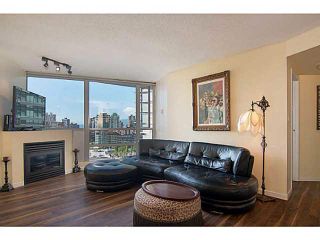 Photo 3: 1905 501 PACIFIC Street in Vancouver: Downtown VW Condo for sale in "The 501" (Vancouver West)  : MLS®# V1071377
